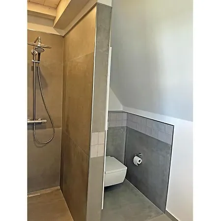 بيت للعطل Berth Comfortable